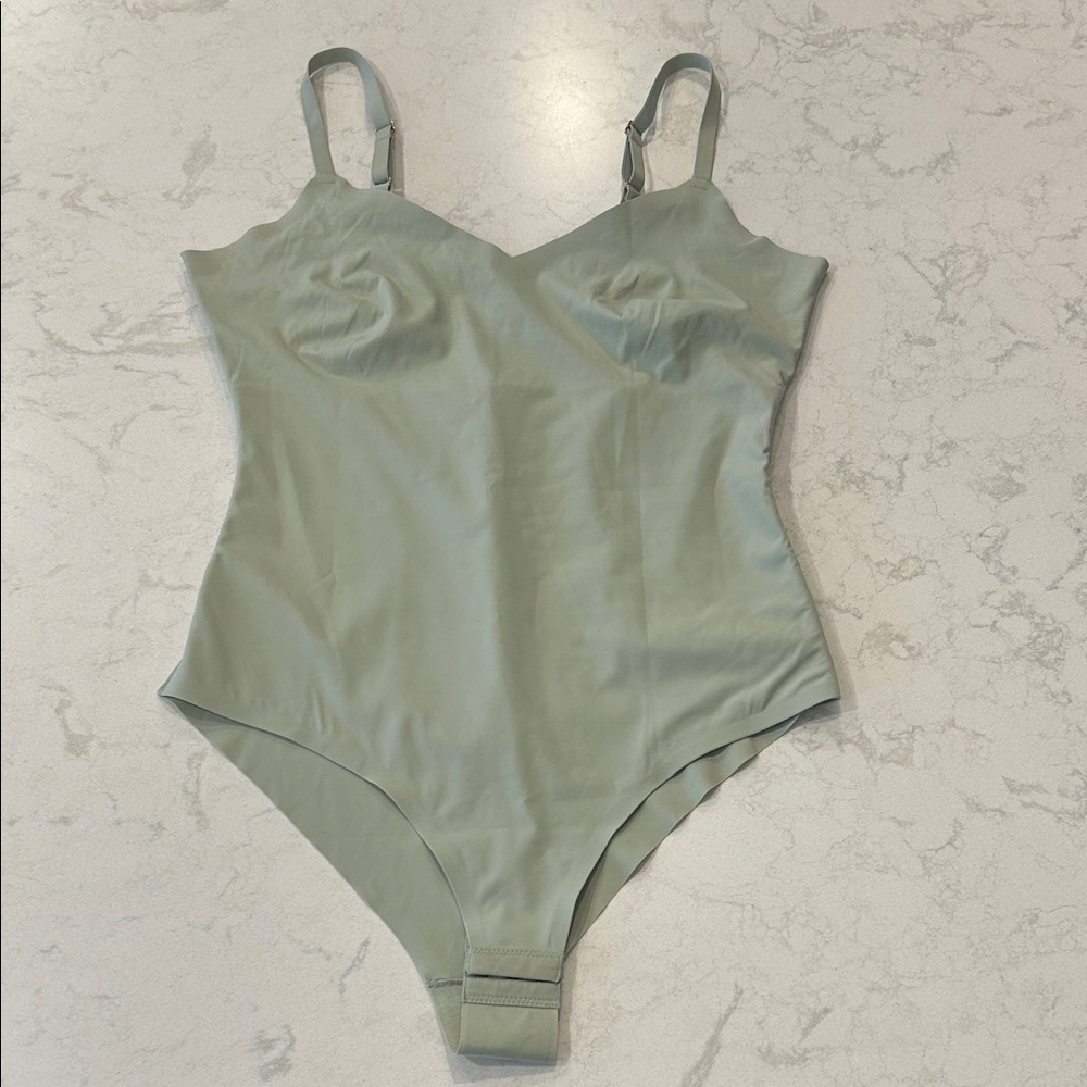 Pinsy Bonded Spaghetti Shapesuit V-Neck Cheeky Shapewear Sage Green Large - Picture 10 of 13